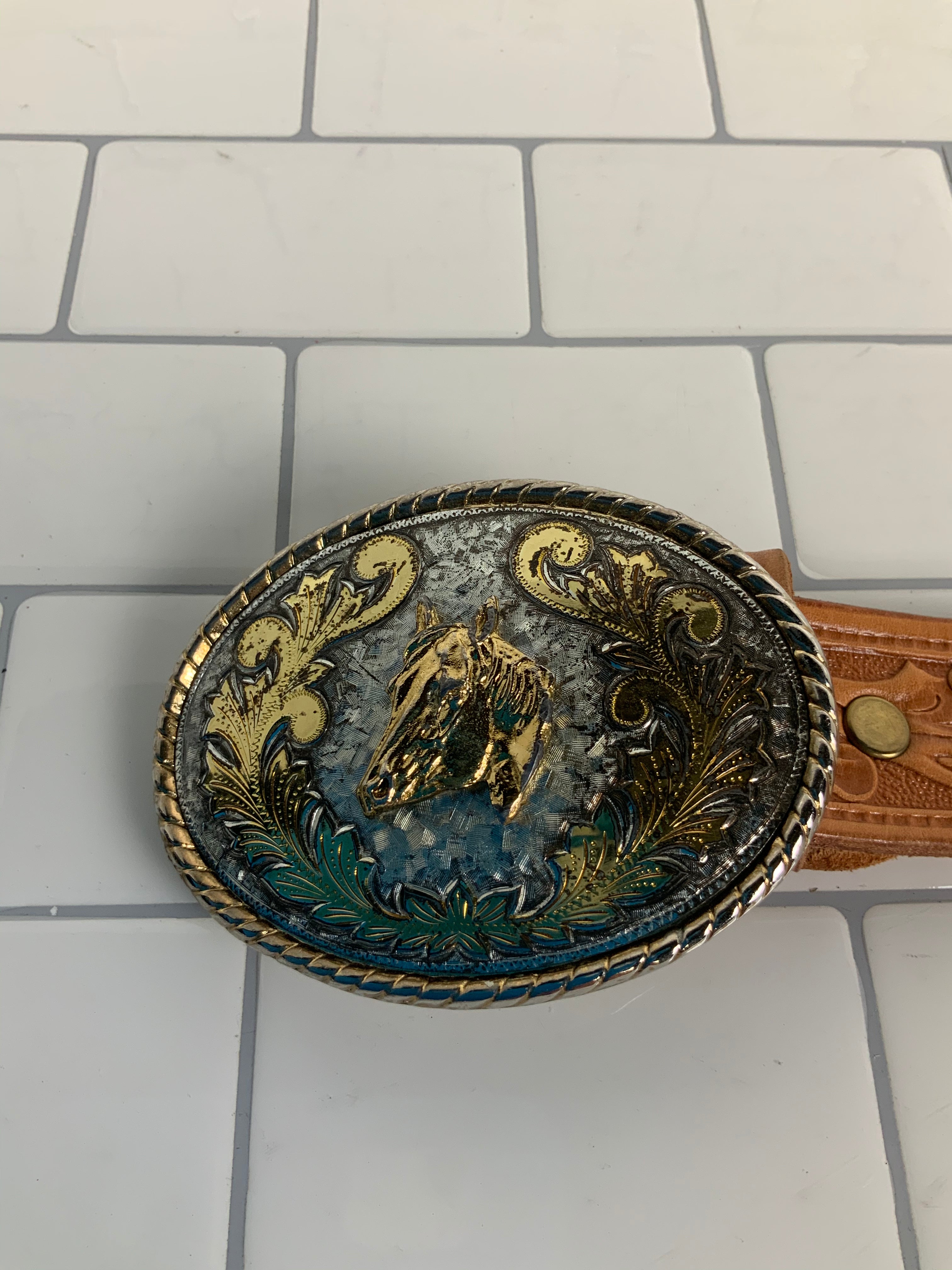 Tooled Leather Belt and Hourse Buckle Gold and Silver (6930387992759)